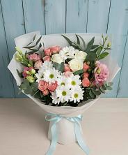 Букет цветов из:  Розы, Лизиантусы и Хризантемы в Мамонах