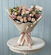 Букет цветов из:  Розы и Лизиантусы #REPLACE_PRED# Мамонах