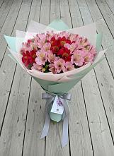 Букет цветов из:  Альстромерии в Мамонах