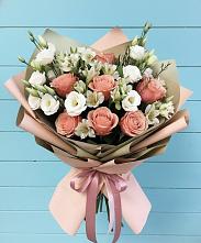 Букет цветов из:  Розы, Альстромерии и Лизиантусы в Мамонах