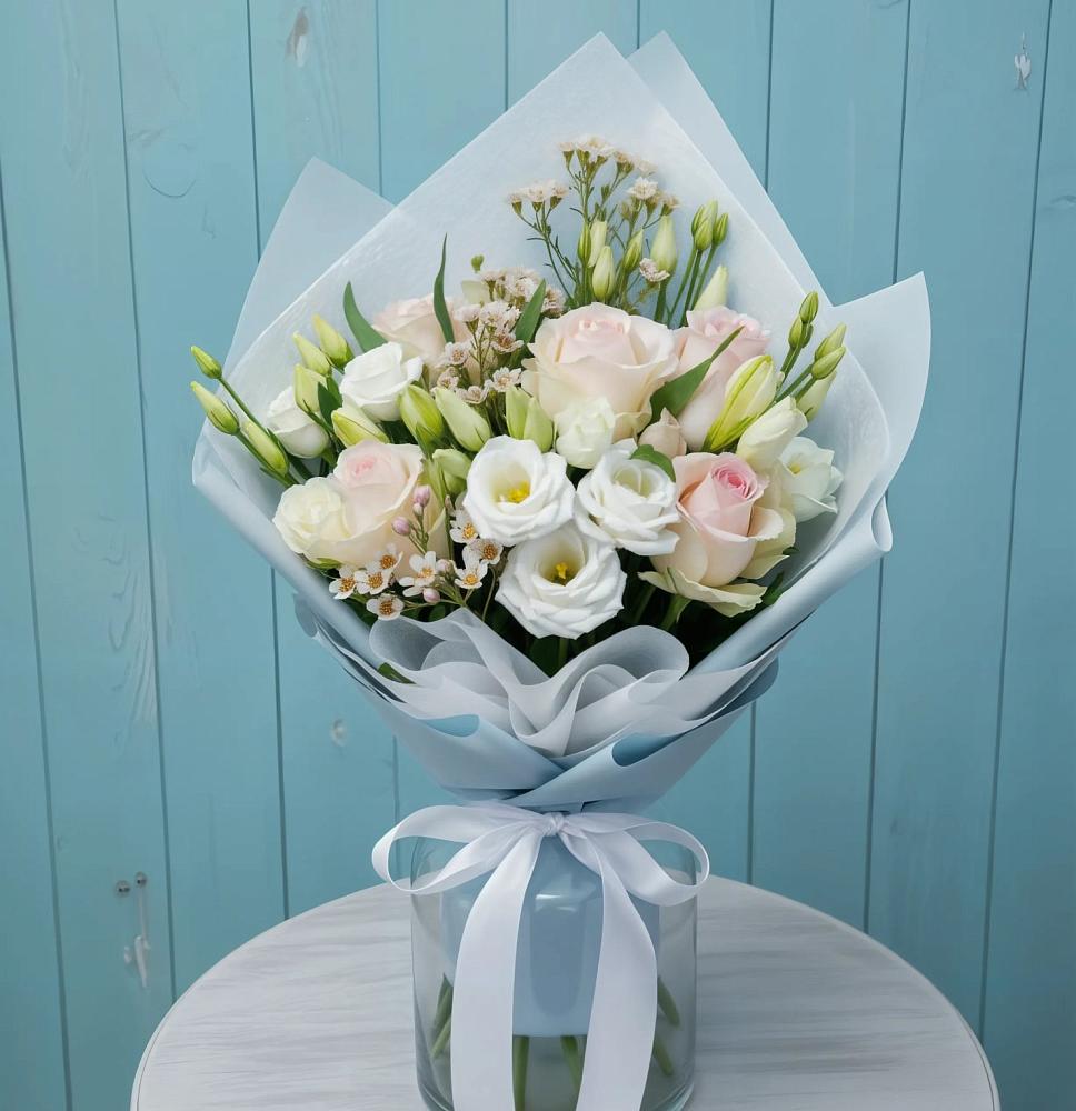 Букет цветов из: Розы и Лизиантусы в Мамонах