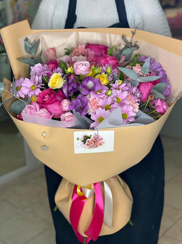 Букет цветов из: Хризантемы, Гвоздики и Альстромерии в Мамонах