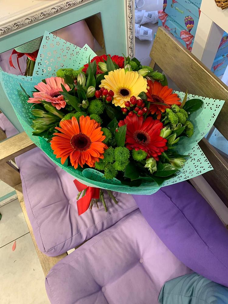 Букет цветов из: Герберы, Хризантемы и Альстромерии в Мамонах