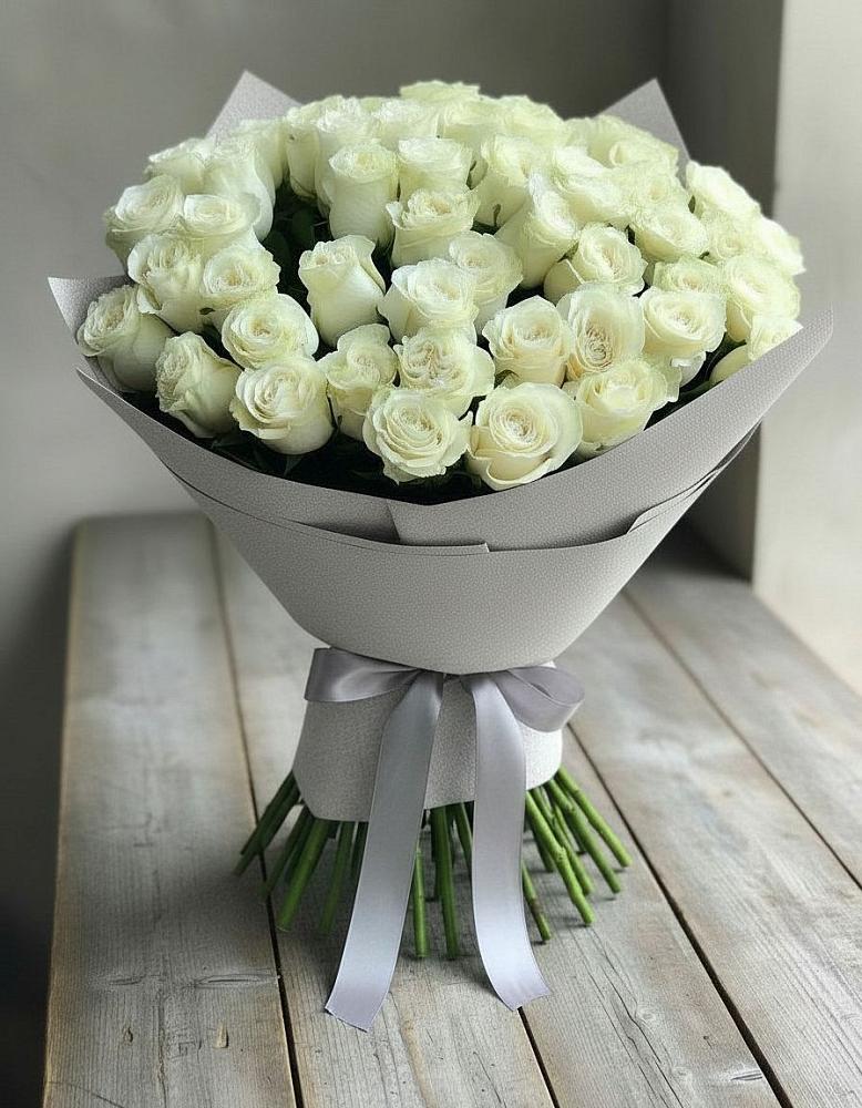 Букет 35 Белых роз в Мамонах