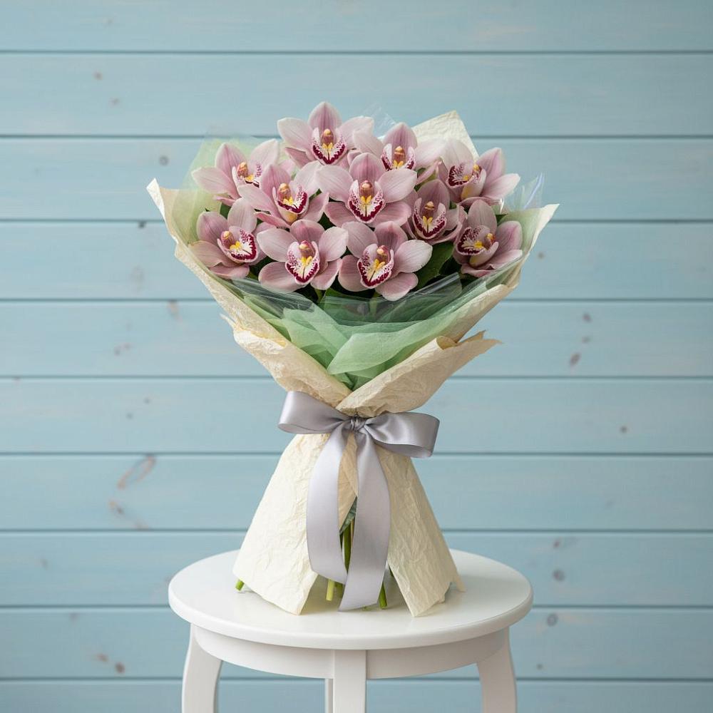 Букет цветов из: Орхидеи и Розы в Мамонах