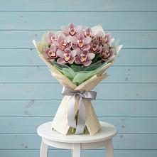 Букет цветов из:  Орхидеи и Розы в Мамонах