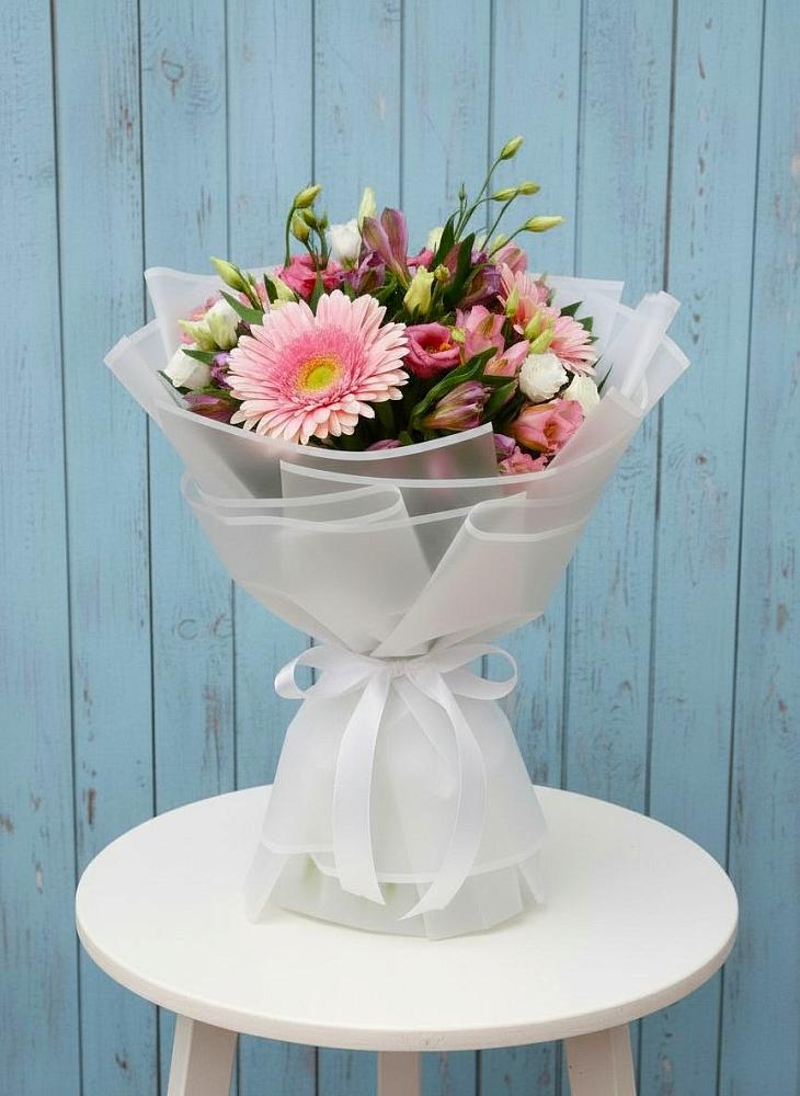 Букет цветов из: Герберы, Альстромерии и Лизиантусы в Мамонах