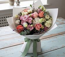 Букет цветов из:  Розы, Лизиантусы и Гвоздики в Мамонах