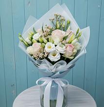 Букет цветов из:  Розы и Лизиантусы в Мамонах