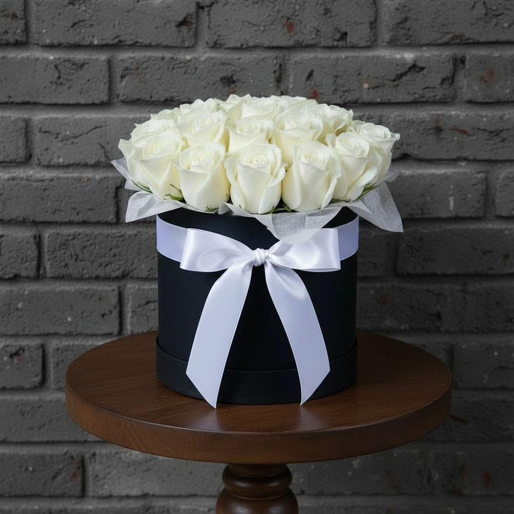 Цветочная композиция из Розы в шляпной коробке в Мамонах