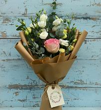 Букет цветов из:  Розы и Лизиантусы в Мамонах