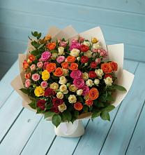 Букет Микс из разноцветных кустовых роз в Мамонах