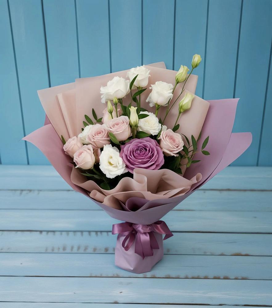 Букет цветов из: Розы и Лизиантусы в Мамонах